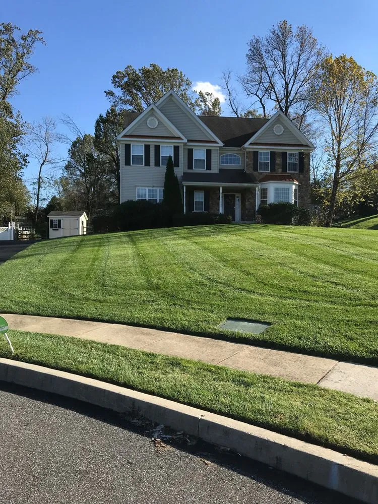 Trusted garden landscaping experts serving Chester Heights, PA - Mike's Lawn & Landscaping