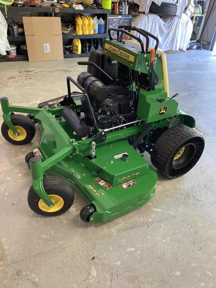 Custom lawn mowing service experts serving Portage, IN - Mike's Lawn Care