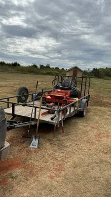 Mikes Lawn Care Services Logo