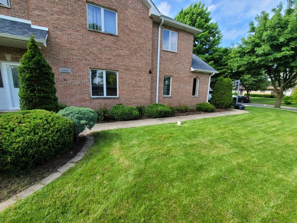 Affordable yard maintenance with custom design across Bensenville, IL - Mike's Lawn Service