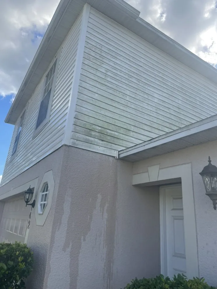 Local lawn mowing service in Deltona, FL - Mikes Lawn Service