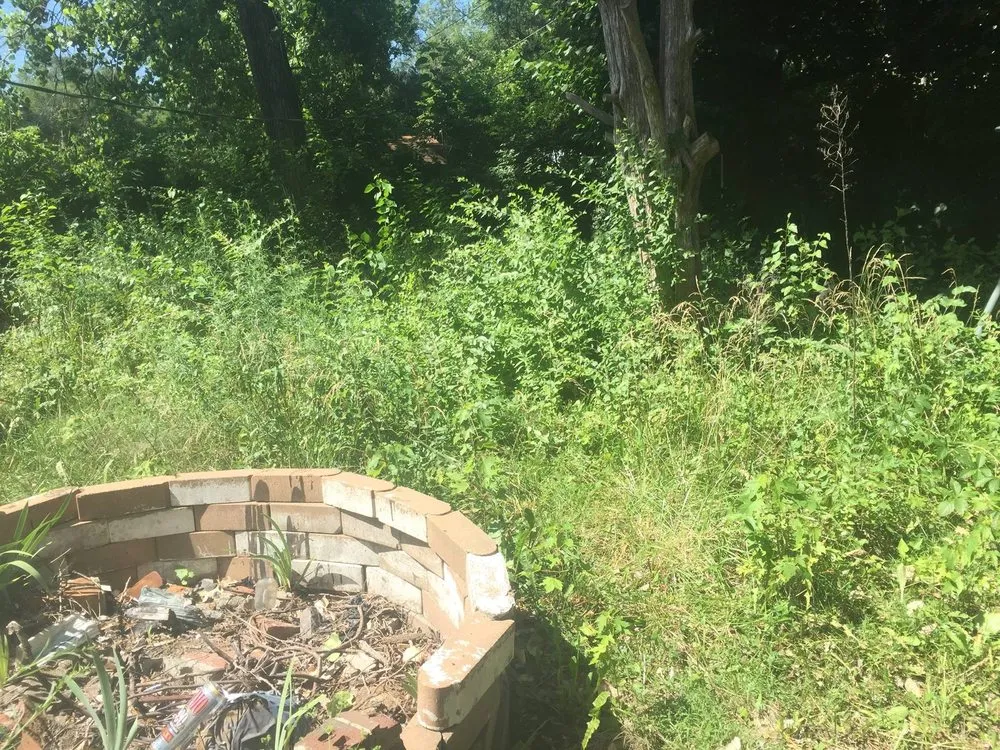 Professional residential landscaping in Lawrence, KS - Mikes Lawn Service