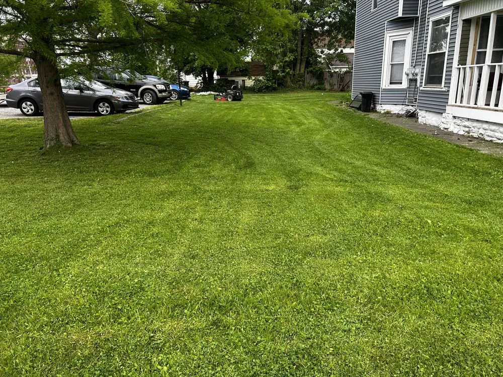 Expert residential landscaping in Lima, OH - Mike’s Maintenance