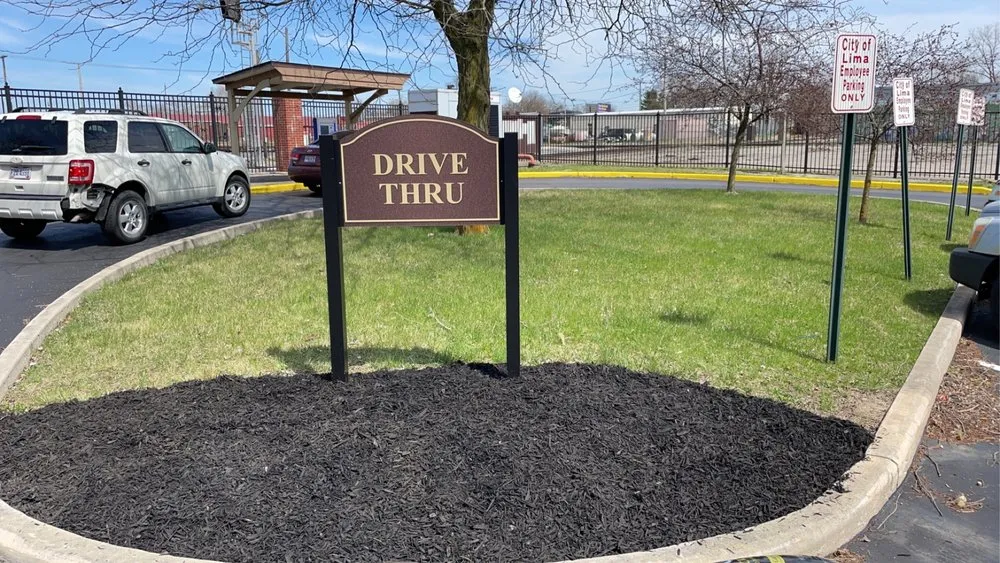 Reliable lawn care service in Lima, OH - Mike’s Maintenance