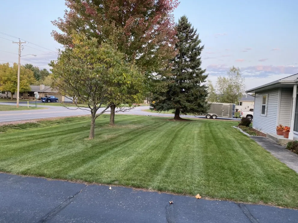 Top-rated garden landscaping experts serving Mosinee, WI - Mikes Mow N Snow
