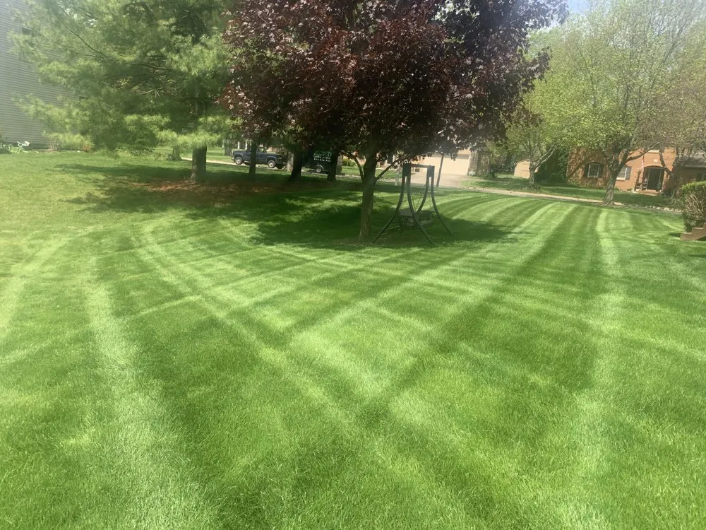 Expert outdoor landscaping near you in Baltimore, OH by Mike’s Mowin