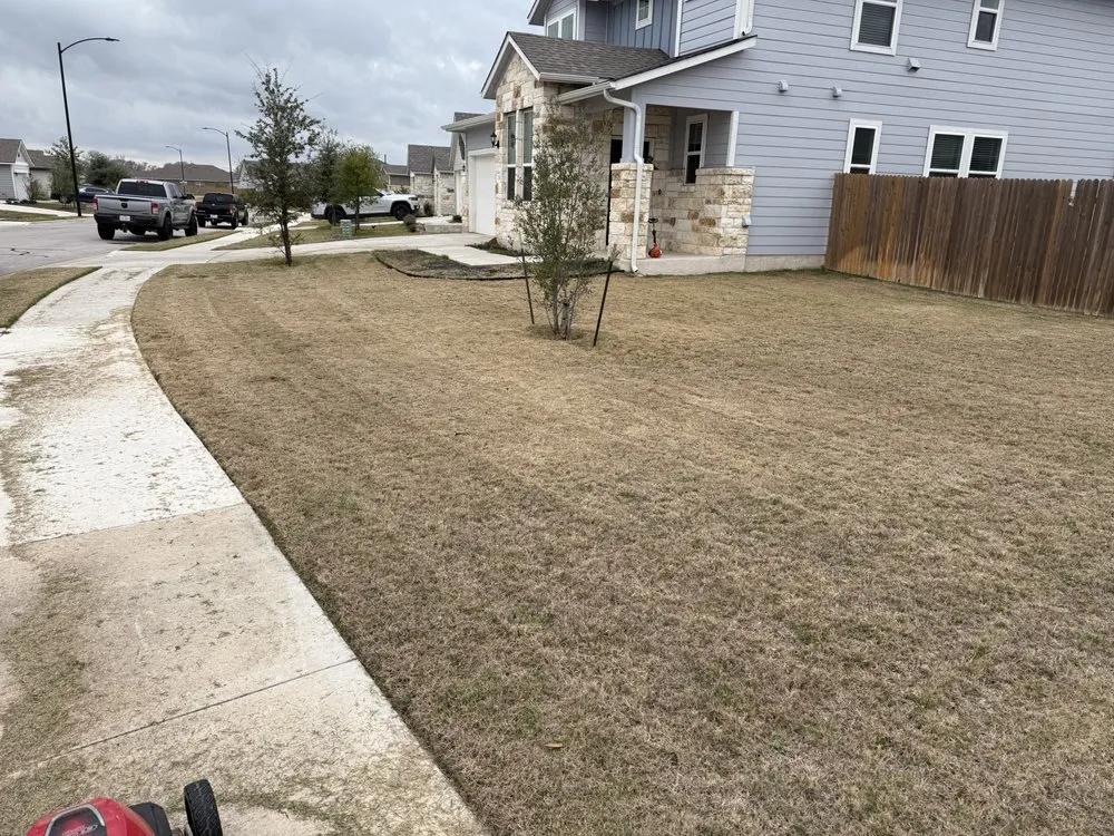 Expert garden landscaping in Manor, TX - Mike’s Mowing Services