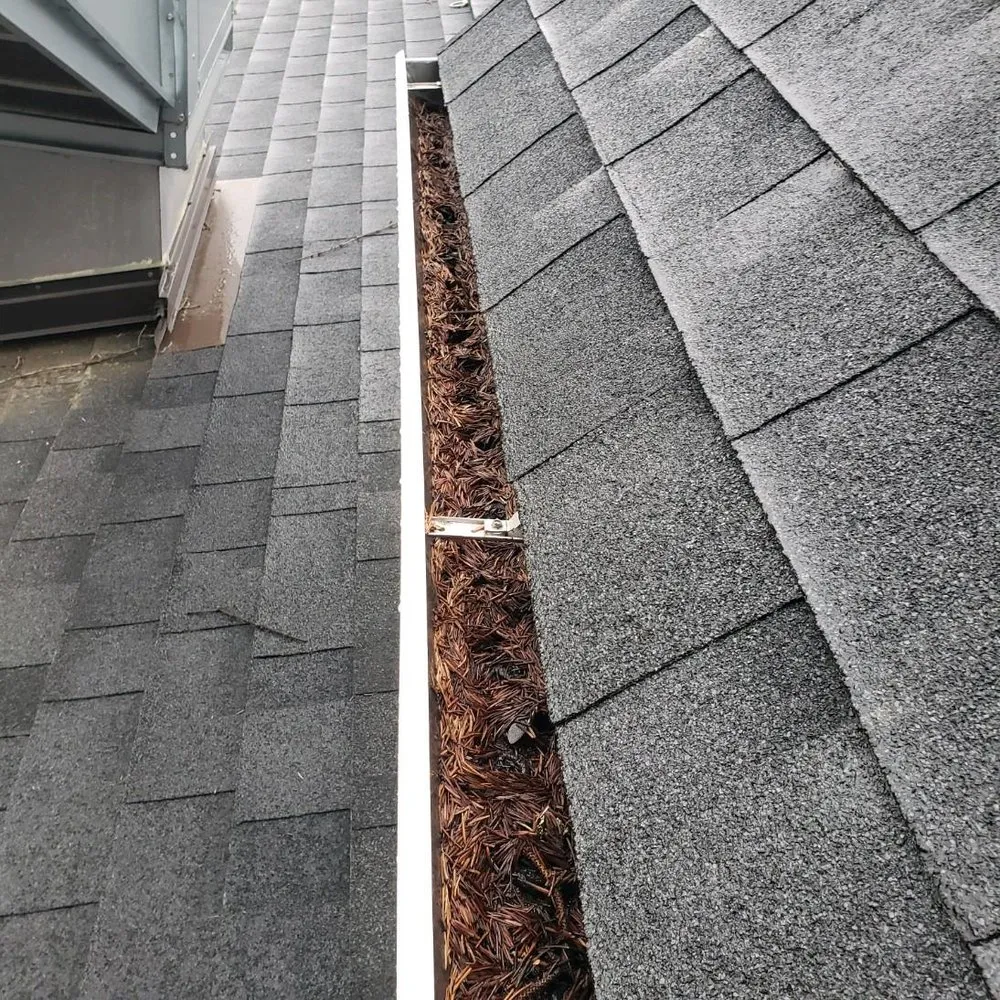 Affordable garden landscaping in Mcminnville, OR by Mike's Powerwashing & More