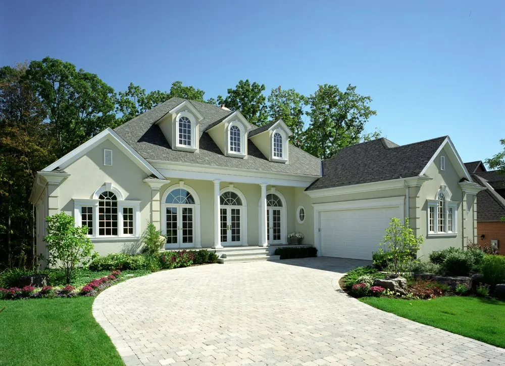 Top-rated lawn care service experts serving Mcminnville, OR - Mike's Powerwashing & More