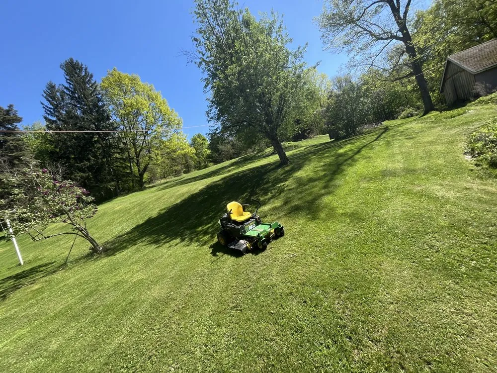 Trusted lawn care service near you in Tobyhanna, PA by Mikes Yard Service