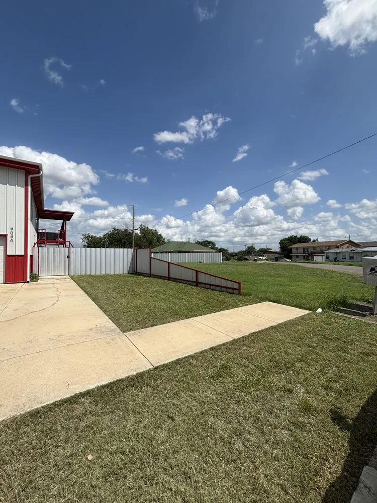 Affordable landscaping services in Killeen, TX by Mikey Renteria