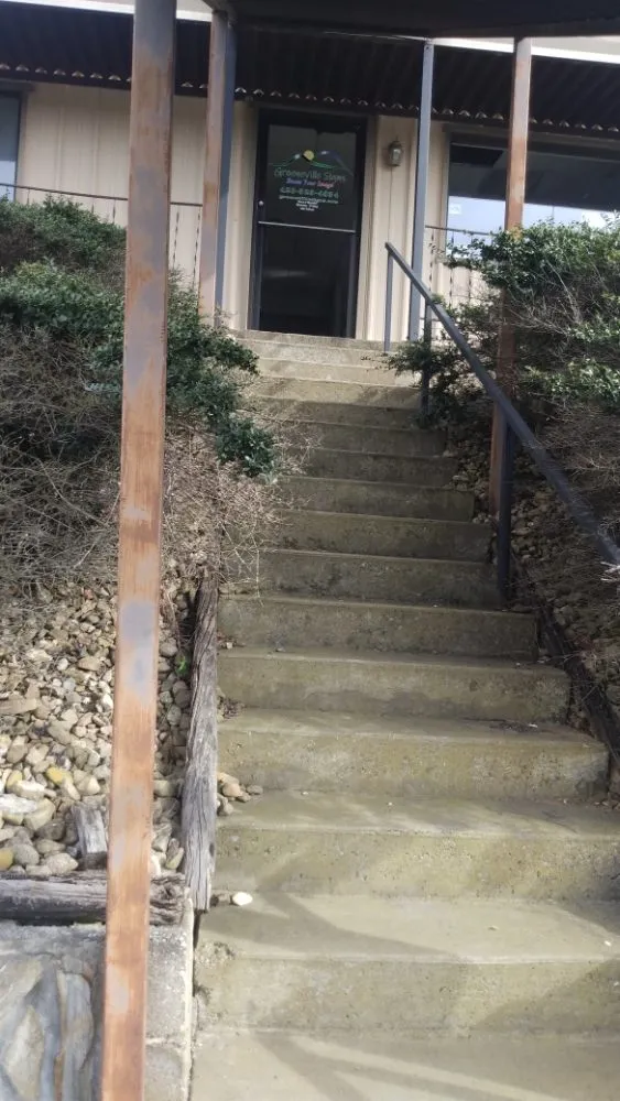 Reliable yard maintenance in Greeneville, TN by Mikey's lawn care and landscaping