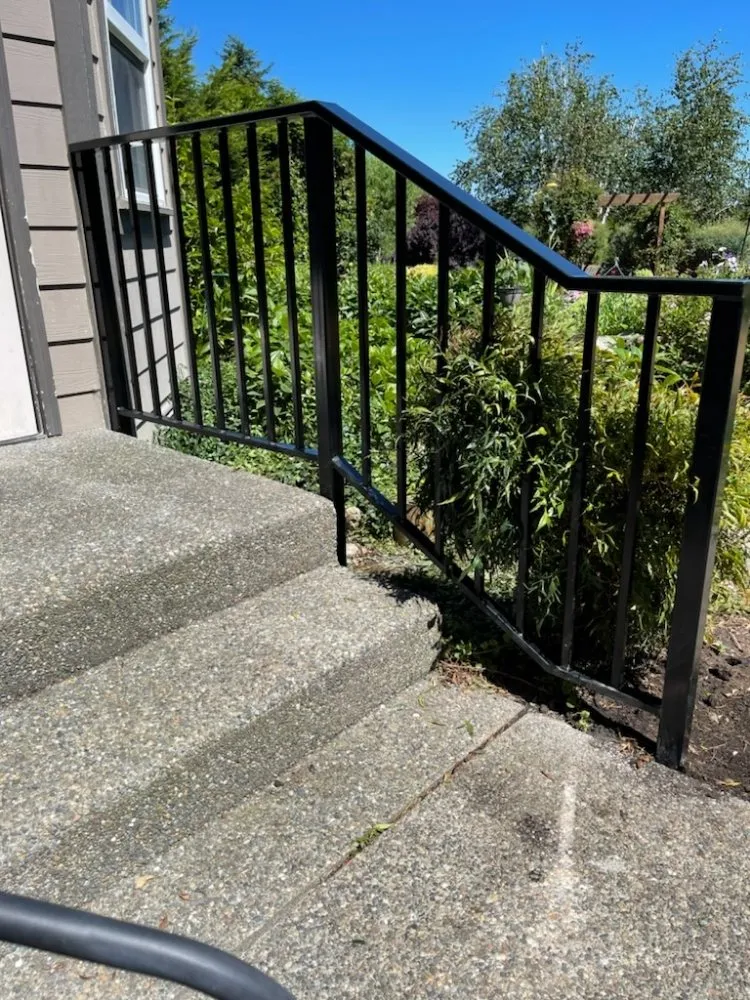 Reliable yard cleanup service for outdoor upgrades across Maple Valley, WA - Milam Fencing