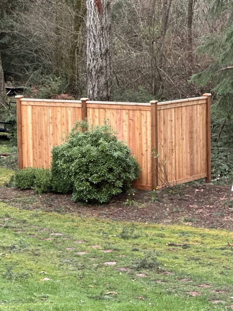 Custom lawn care service for year-round maintenance in Maple Valley, WA by Milam Fencing