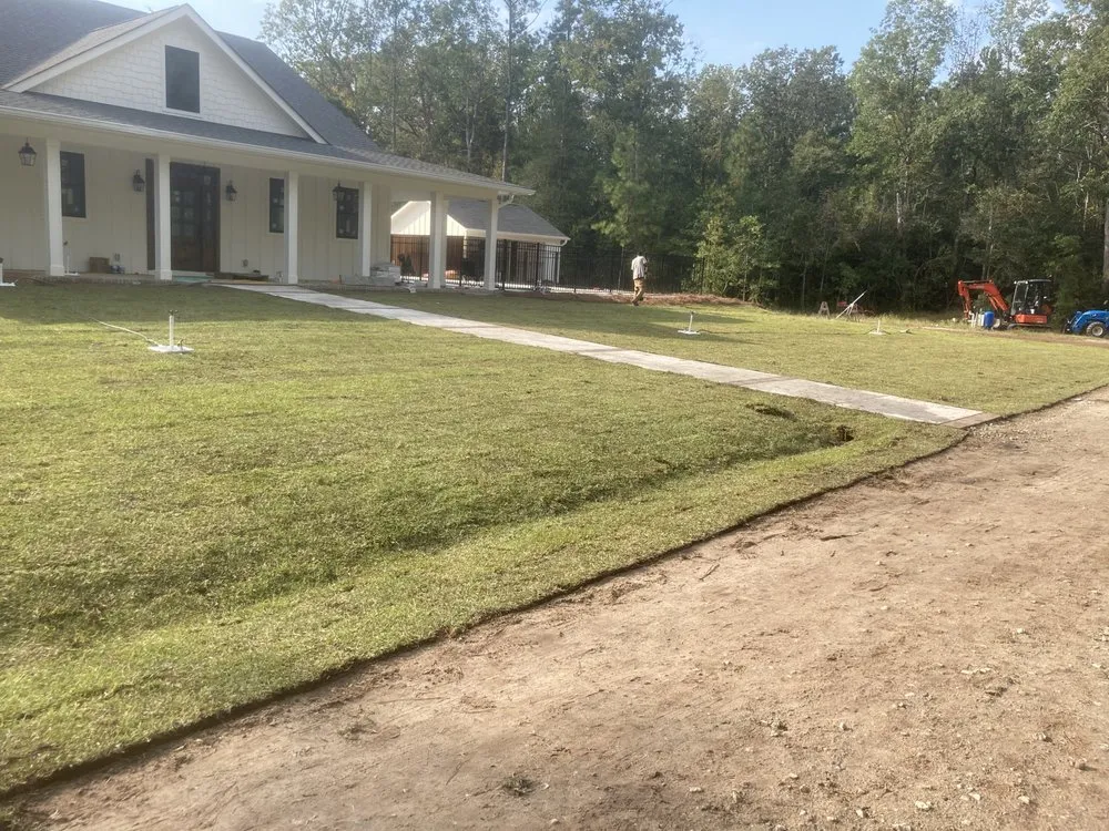 Local yard maintenance in Burgaw, NC - Milam Landscaping