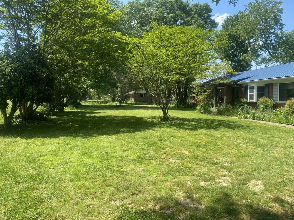 Local lawn care service for beautiful yards across Milan, TN - Milan Lawn Care