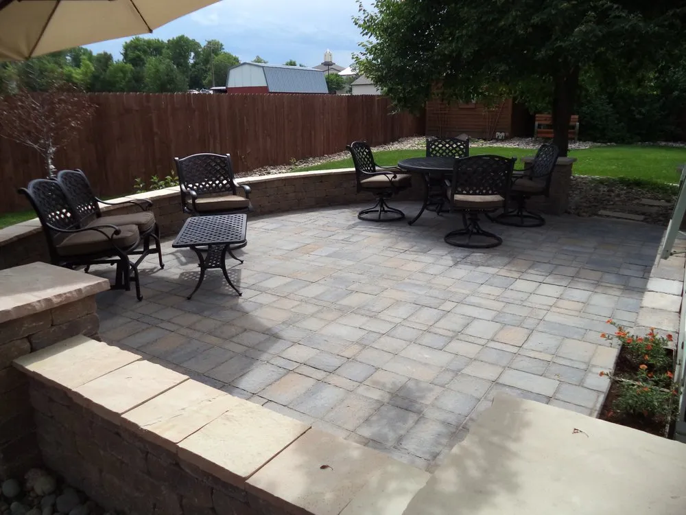 Top-rated lawn care service experts serving Denver, CO - Mile High Lifescape