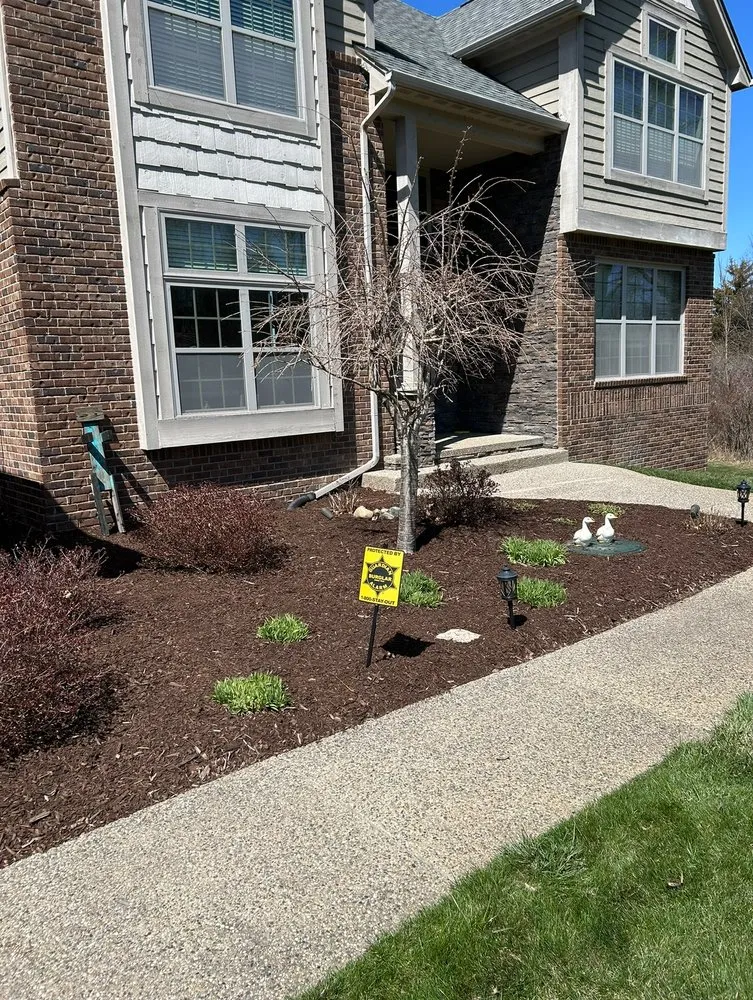 Top-rated yard maintenance in Milford, MI - Milford Mulch Solutions