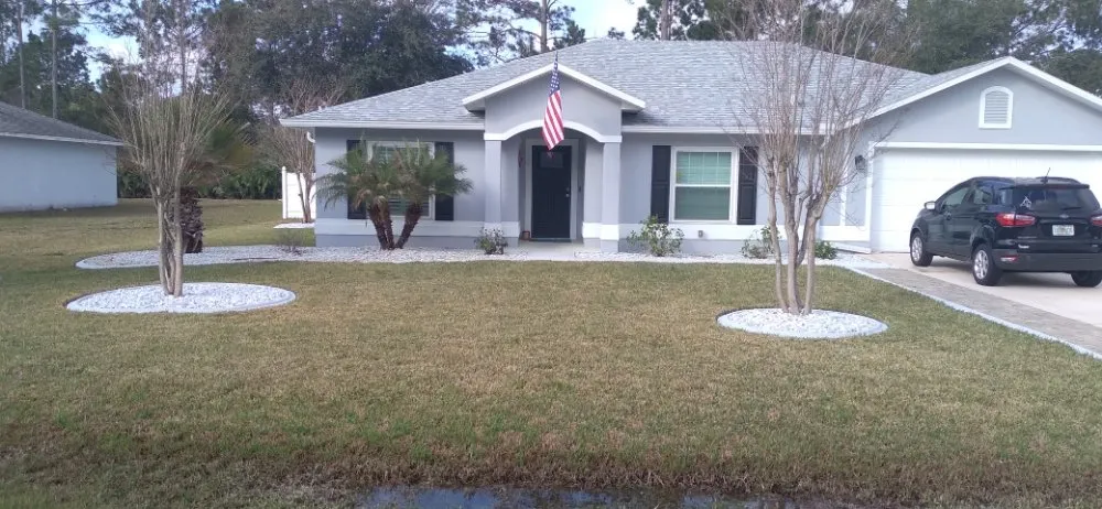 Custom garden landscaping in Palm Coast, FL - Milici Landscaping