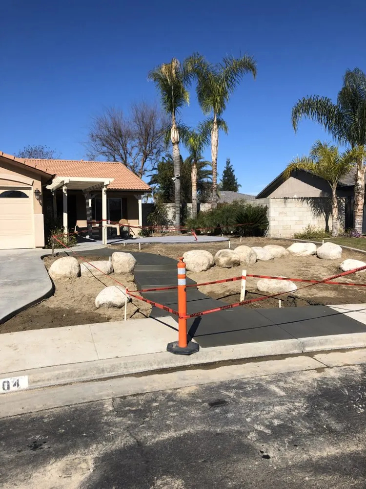 Expert yard maintenance experts serving Bakersfield, CA - Millan Landscape