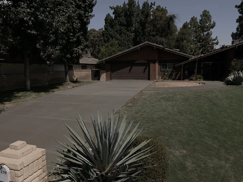 Top-rated yard maintenance in Bakersfield, CA - Millan Landscape