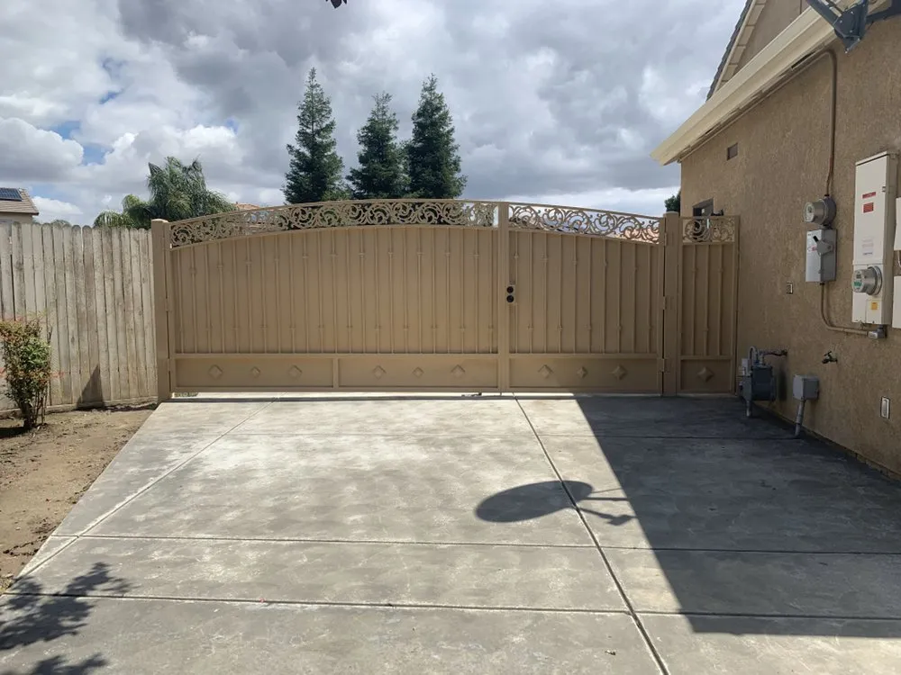 Professional yard maintenance with custom design across Bakersfield, CA - Millan Landscape