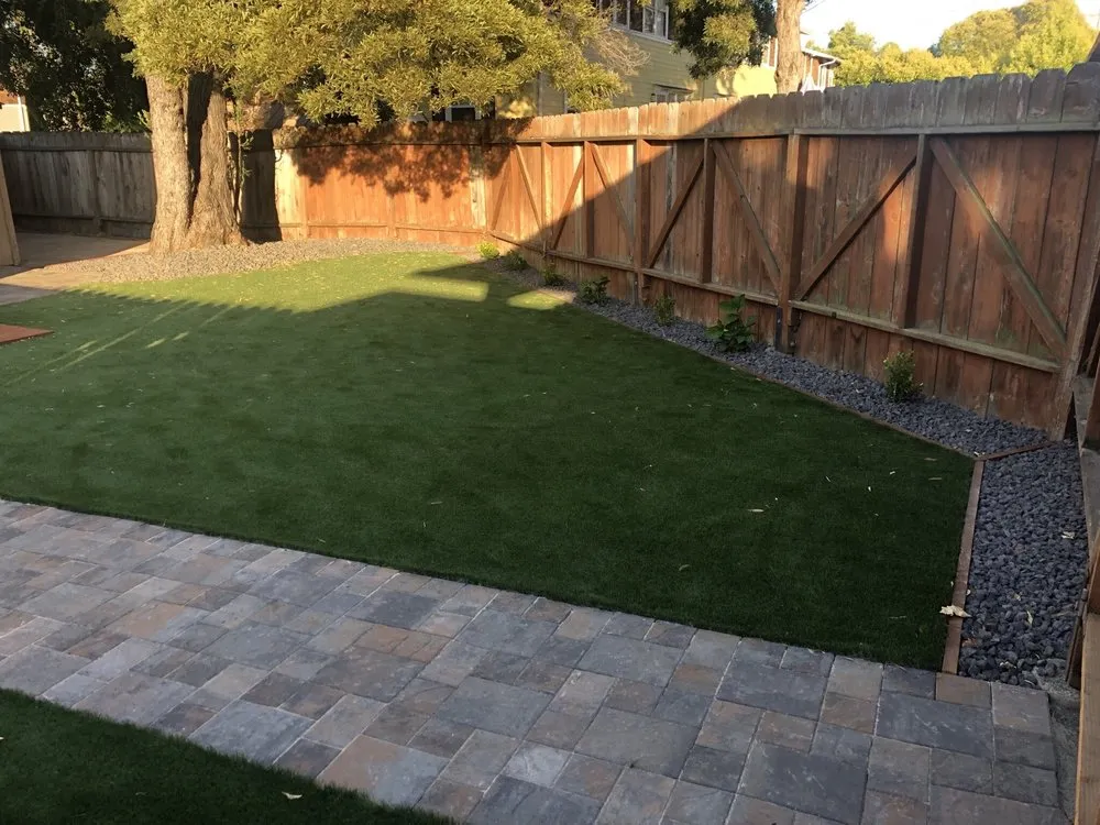 Local yard cleanup service for residential properties across Pittsburg, CA - Millawns