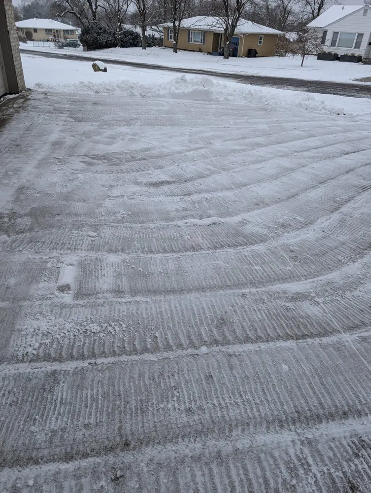 Trusted landscape installation in Pekin, IL by Miller Lawncare and Snow Removal