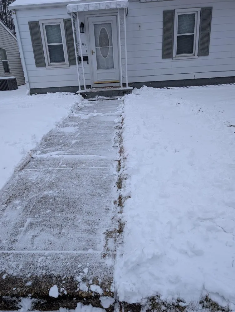 Professional lawn mowing service in Pekin, IL by Miller Lawncare and Snow Removal