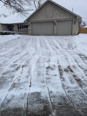 Miller Lawncare and Snow Removal Logo