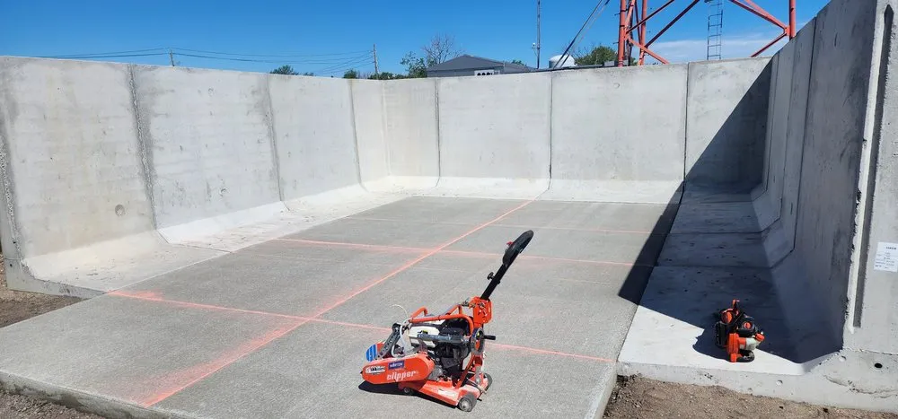 Custom yard cleanup service for year-round maintenance in Grand Forks, ND by Miller Motivations