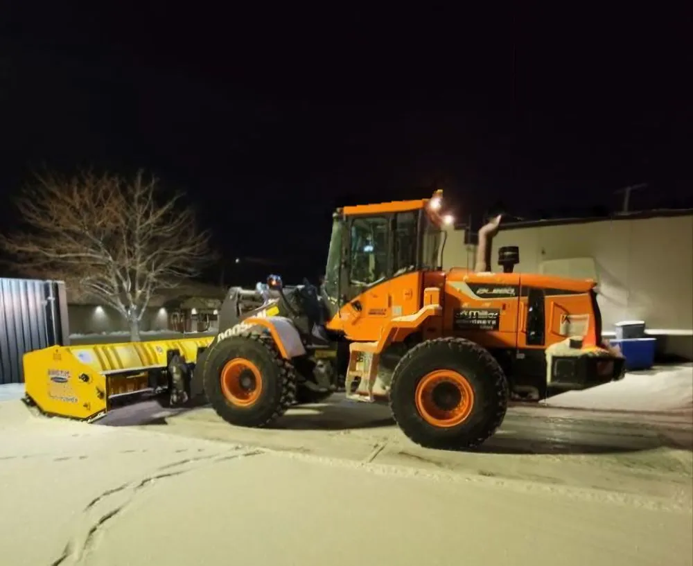 Top-rated lawn mowing service in Grand Forks, ND by Miller Motivations