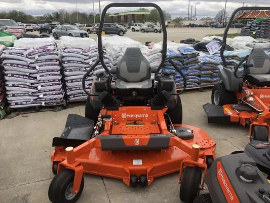 Miller Mowing Service Logo