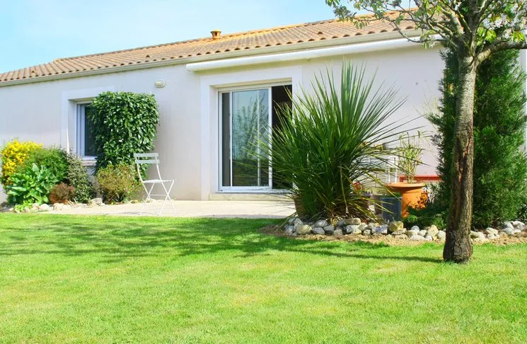 Local yard cleanup service in Wetumpka, AL by Miller's Lawn and Landscape