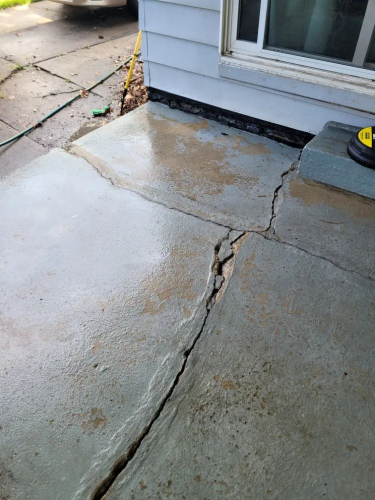 Local residential landscaping experts serving Brook Park, OH - Millsaps Property Management