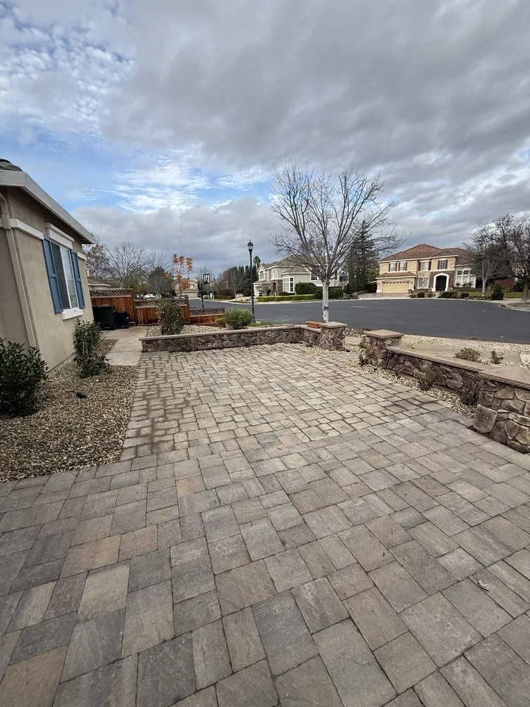 Expert garden landscaping in San Jose, CA by Milo Landscaping & Tree Service