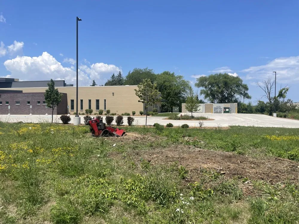 Affordable lawn mowing service with custom design across Franklin, WI - Milosevic Landscape