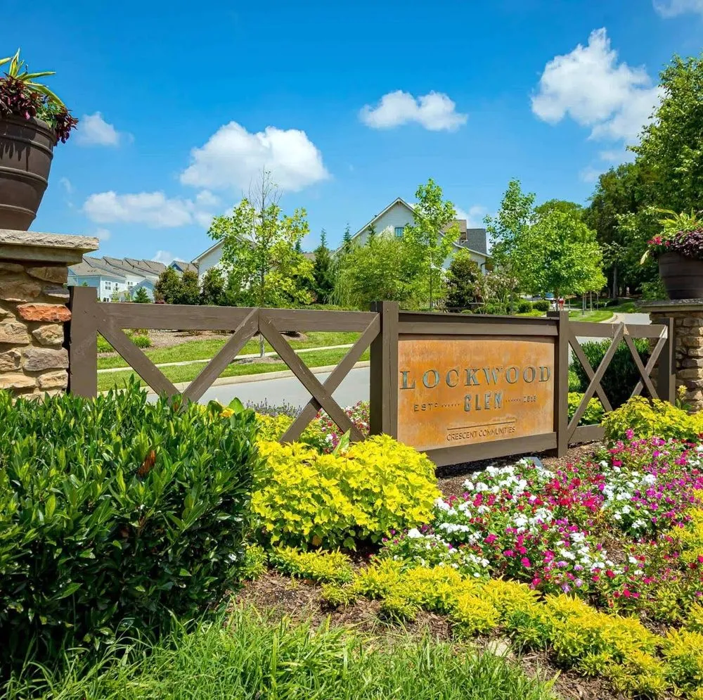 Local yard maintenance in Hendersonville, TN by Milosi Landscaping