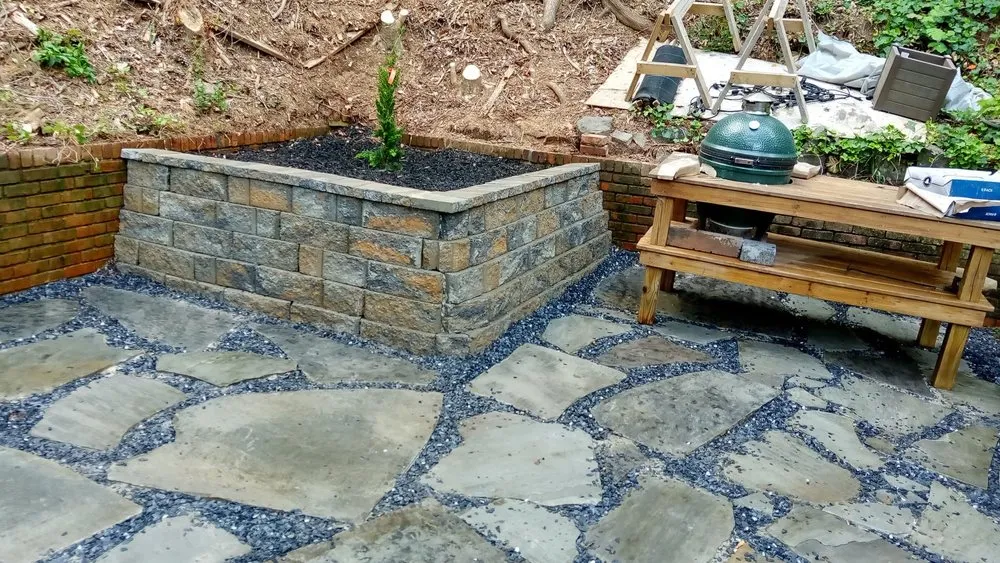 Trusted yard maintenance for beautiful yards in Doraville, GA by Milton Landscape & Maintnence