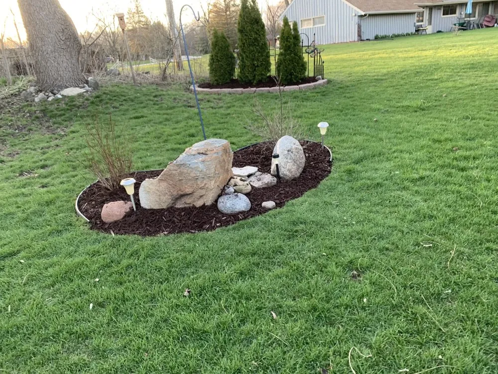 Top-rated lawn care service for homes across Milwaukee, WI - Milwaukee Lawn Care