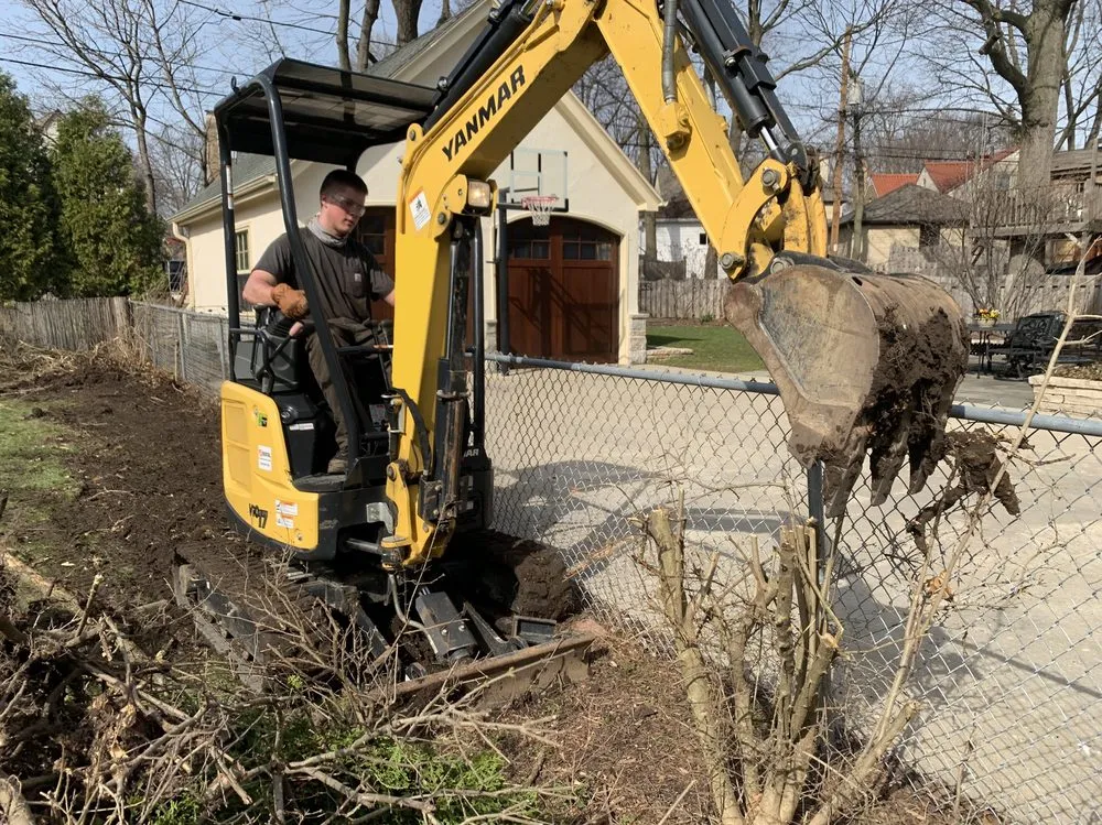 Top-rated lawn care service in Milwaukee, WI by Milwaukee Lawn Care