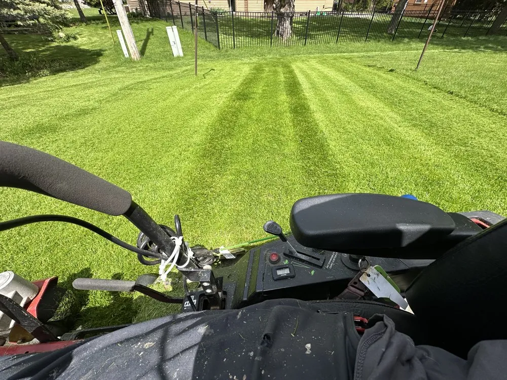 Custom garden landscaping in Milwaukee, WI - Milwaukee Lawn Care