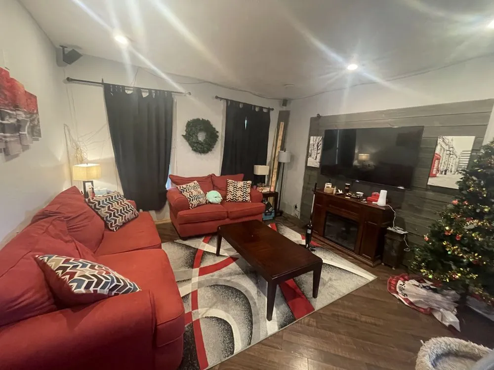 Affordable outdoor landscaping experts serving Davenport, IA - Mime’s Cleaning Service