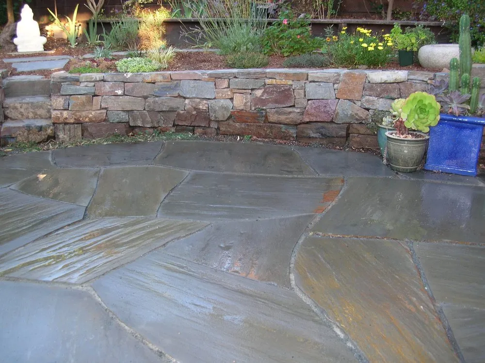 Custom yard maintenance experts serving Oakland, CA - Mimi's Landscaping