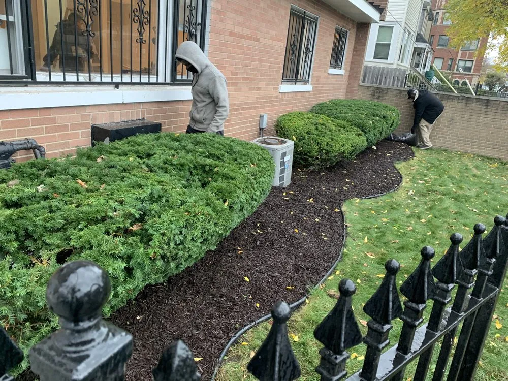 Reliable garden landscaping near you across Chicago, IL - Mingo & Sons Lawn & Landscape