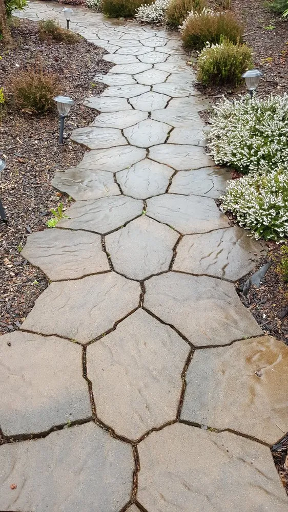 Expert residential landscaping near you across Puyallup, WA - Minh's Landscaping