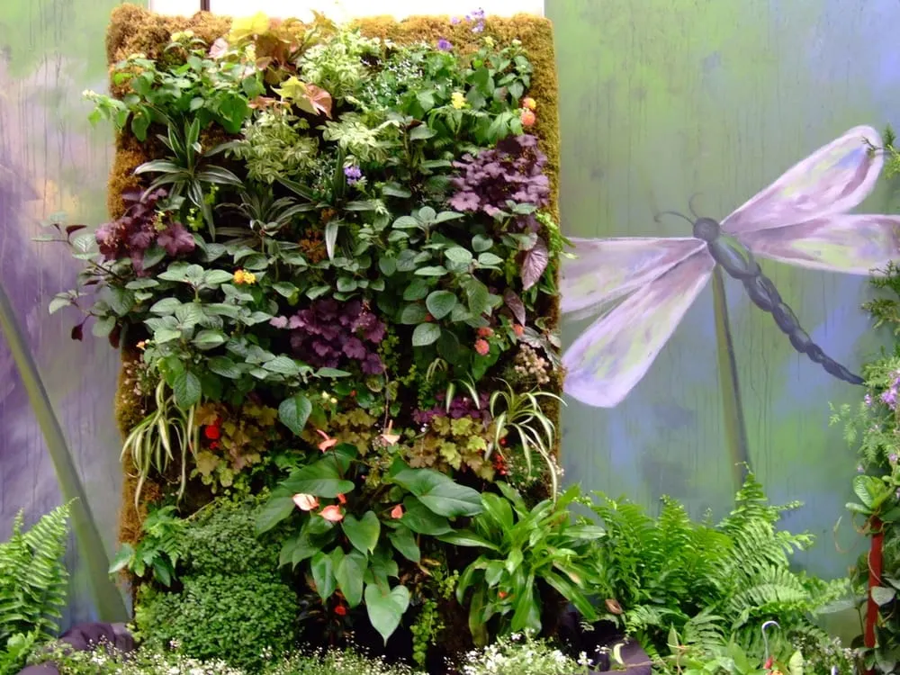 Local residential landscaping experts serving London, KY - Mink's Landscaping & Maintenance