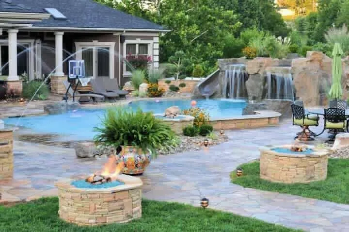 Trusted yard cleanup service for homes across London, KY - Mink's Landscaping & Maintenance