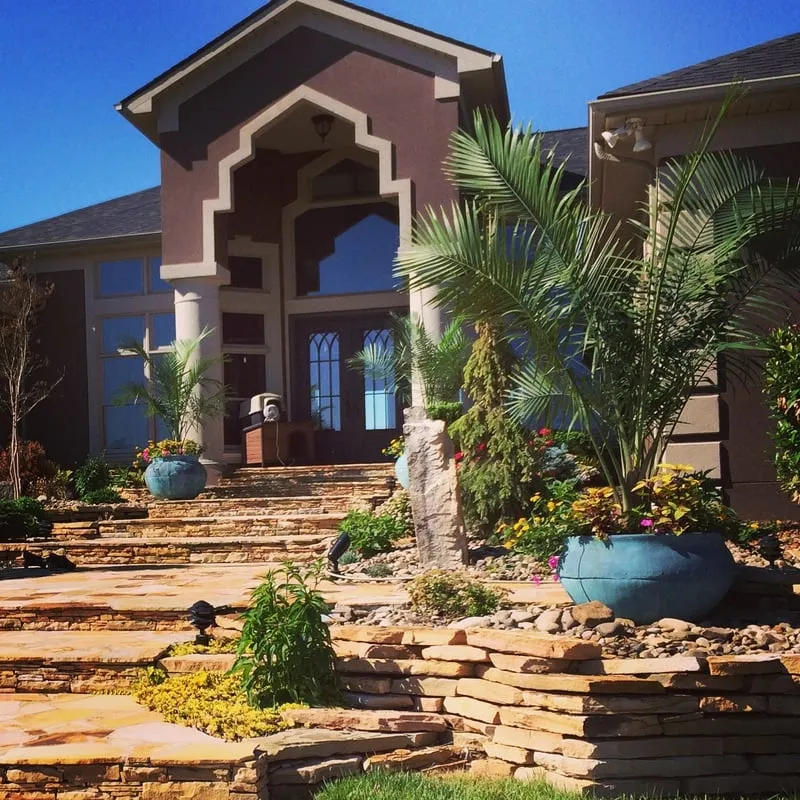 Custom garden landscaping in London, KY - Mink's Landscaping & Maintenance