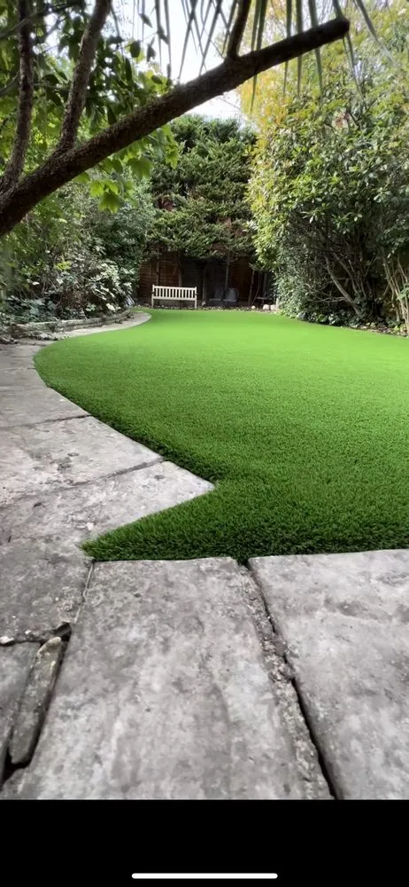 Professional outdoor landscaping experts serving Burnsville, MN - Minnesnowta lawn care